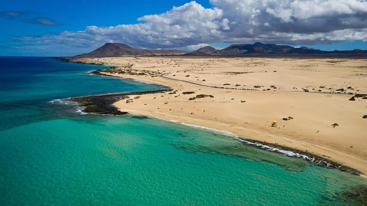 Amazing Turquesa House - Central Town - Wifi Free Apartment Corralejo Spain